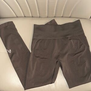 Oner active seamless taupe leggings size medium